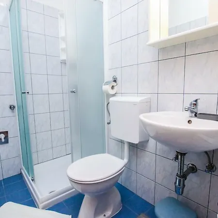 Vuceric * Перой